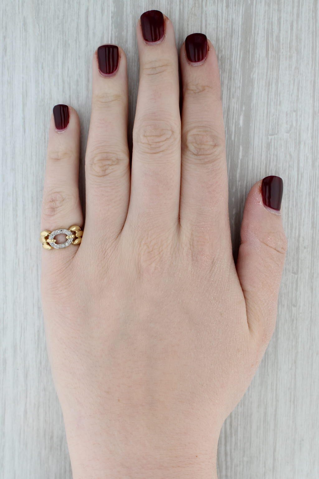 Diamond Oval Ring 18k Yellow Gold Size 6