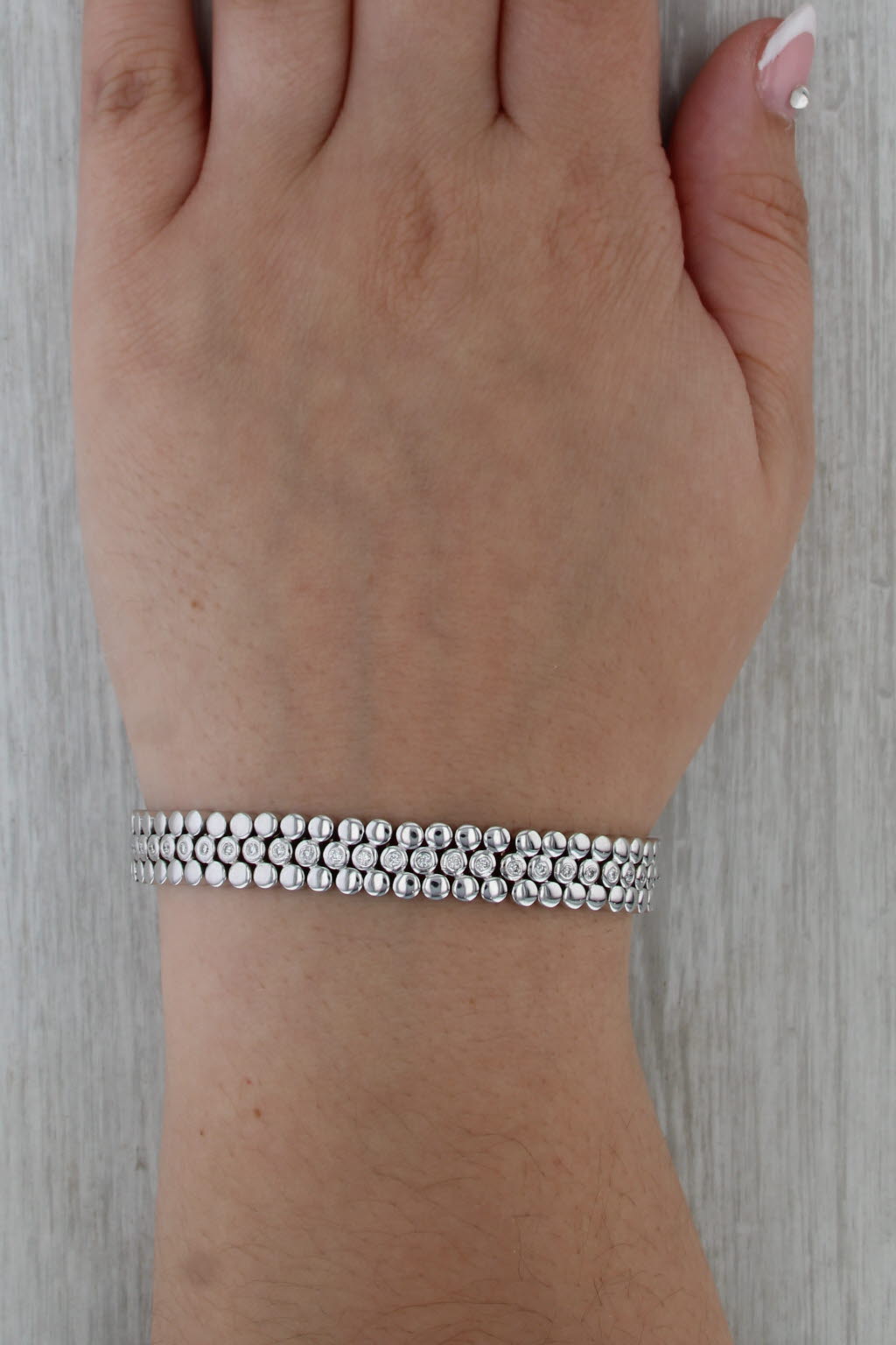 1.10ctw Diamond Dots Bracelet 18k White Gold 7.5" 9mm