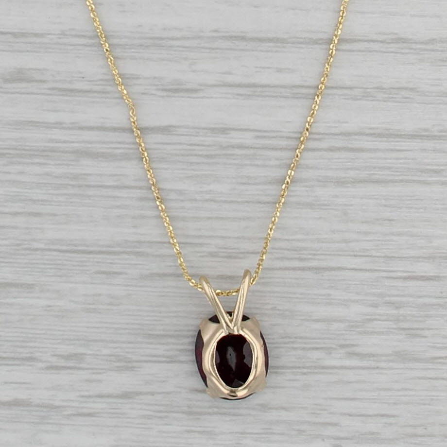 Indian Grape Garnet Solitaire Pendant 14k Yellow Gold 15.75" Nugget Chain
