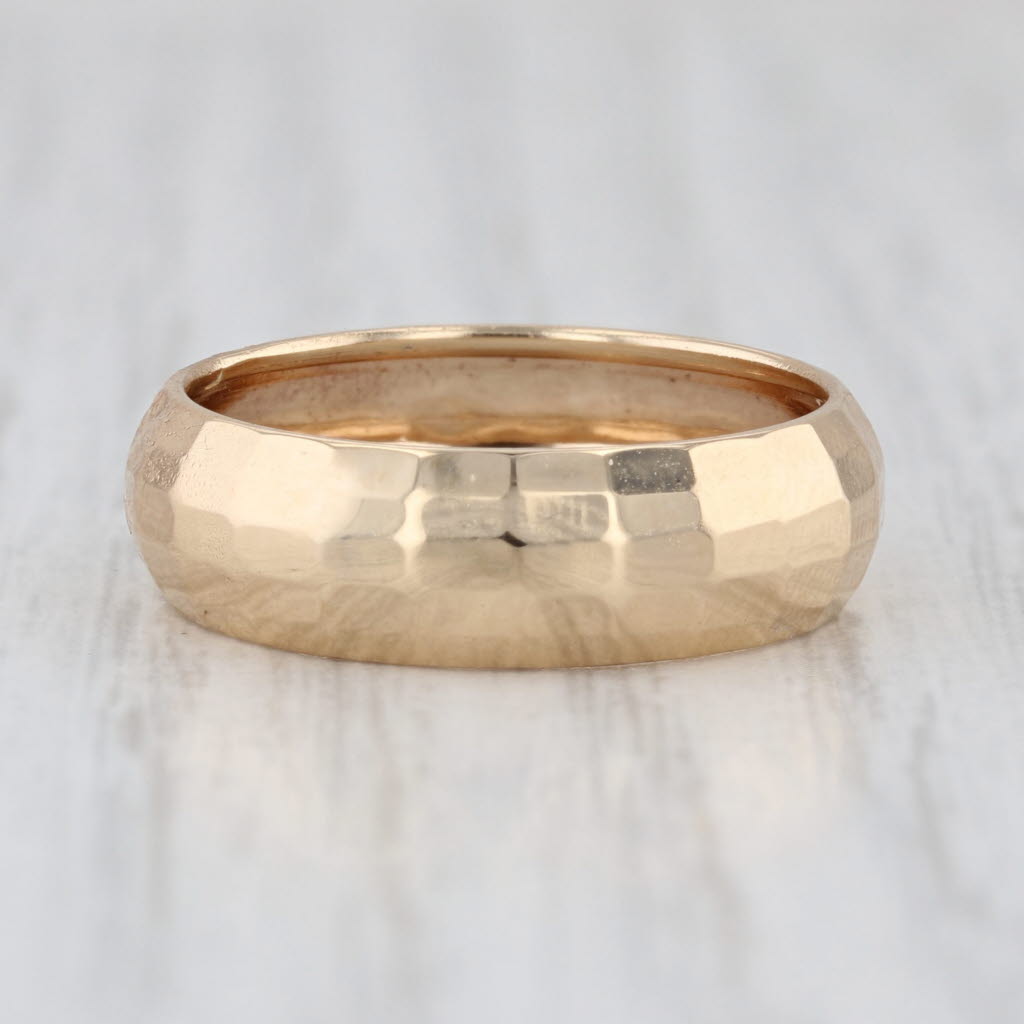 Beveled Pattern Band 14k Yellow Gold Size 7 Wedding Band Stackable