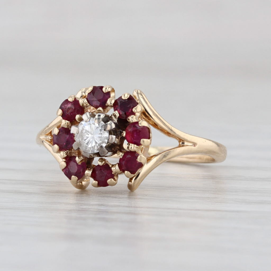 0.53ctw Garnet Diamond Flower Ring 14k Yellow Gold Size 5.5