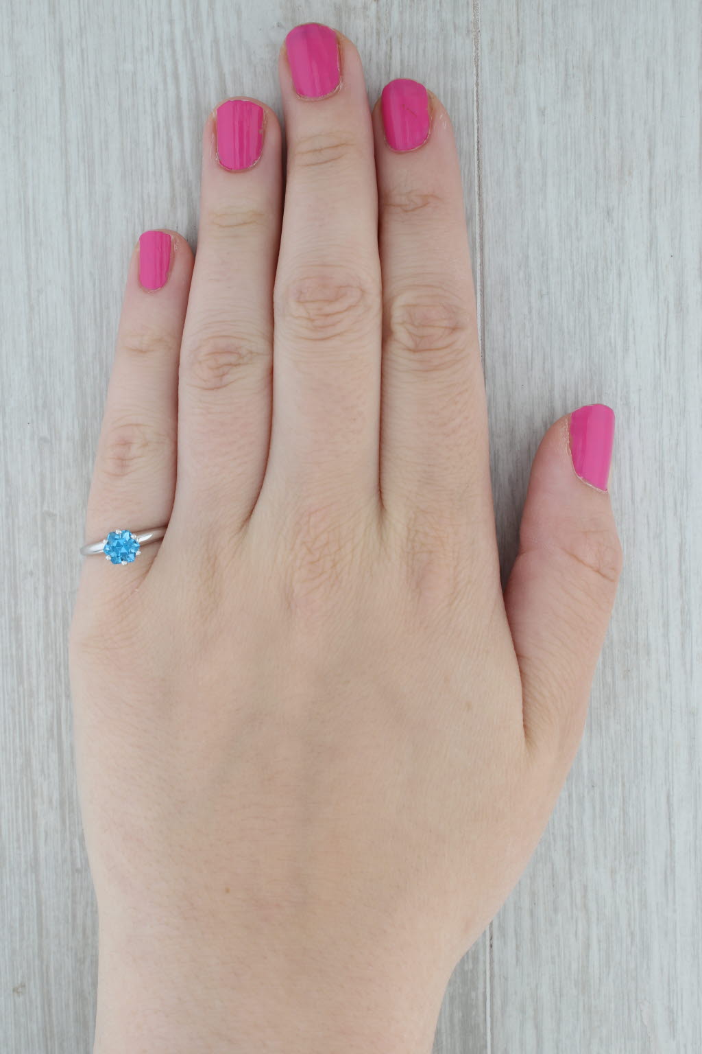 Dark Gray 1.38ct Blue Topaz Hexagon Solitaire Ring 14k White Gold Size 6