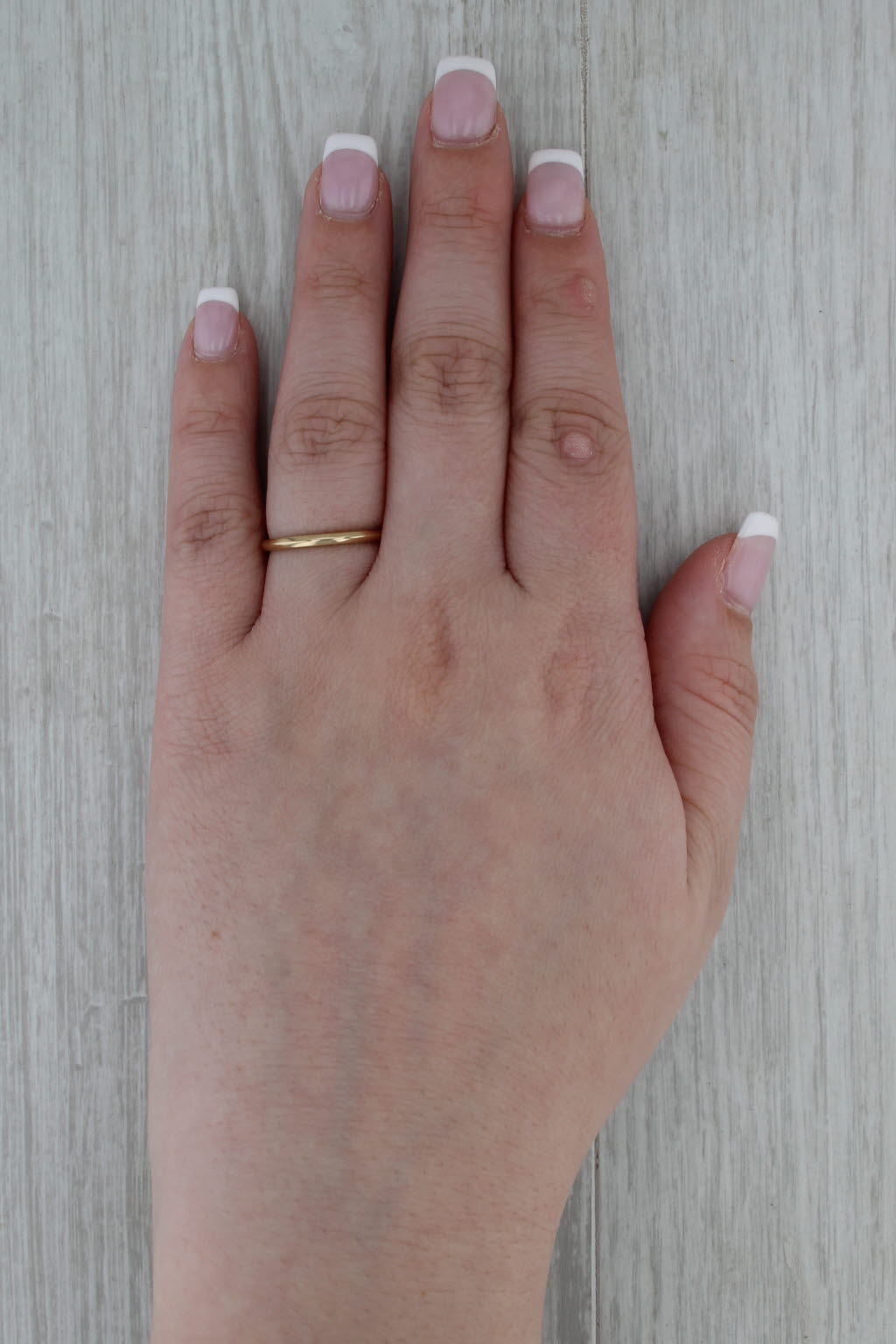 Vintage 18k Yellow Gold Classic Beveled Wedding Band Size 7 Ring 1.8mm