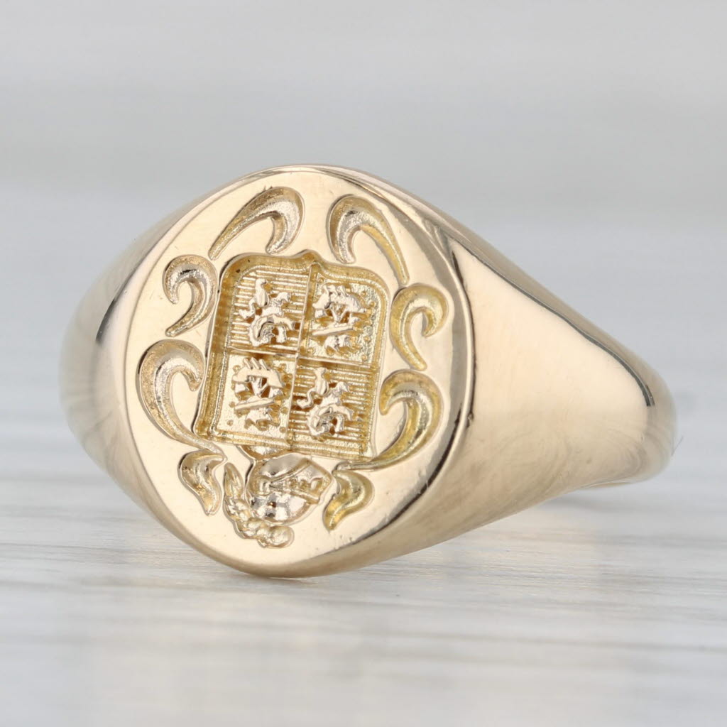 Light Gray Family Crest Coat of Arms Signet Ring 14k Yellow Gold Size 7.25