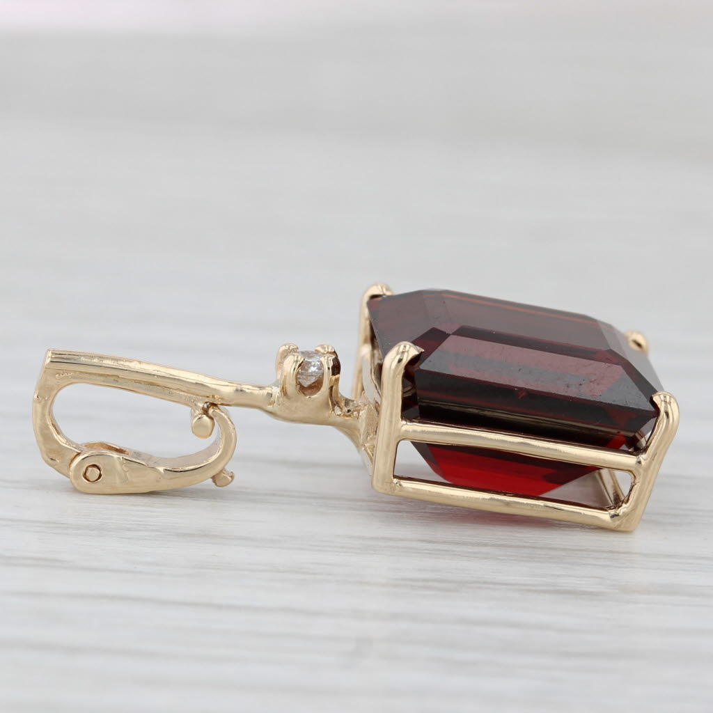Light Gray 7.05ct Garnet Solitaire Pendant 14k Yellow Gold Clip Bail Enhancer