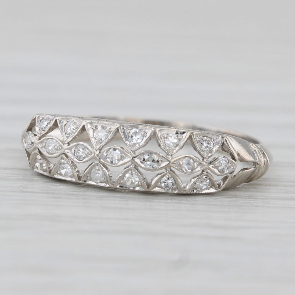 Light Gray 0.10ctw Diamond Openwork Ring 900 Platinum Size 5 Band Wedding Stackable