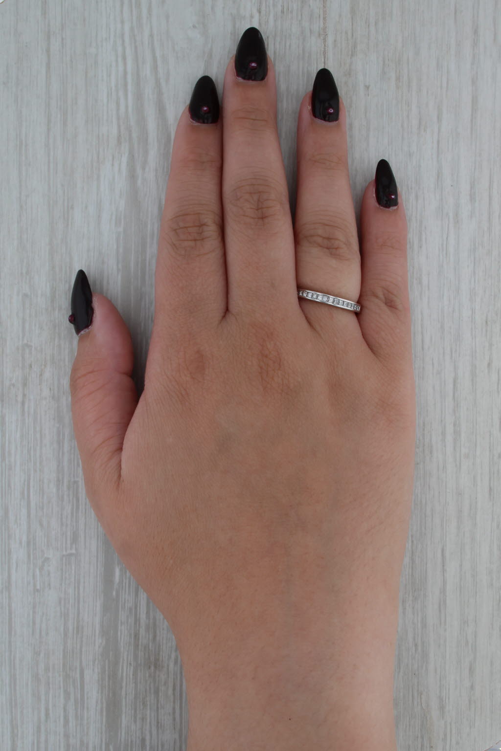 Shane Co 0.45ctw Diamond Wedding Band 14k White Gold Size 7 Stackable Ring