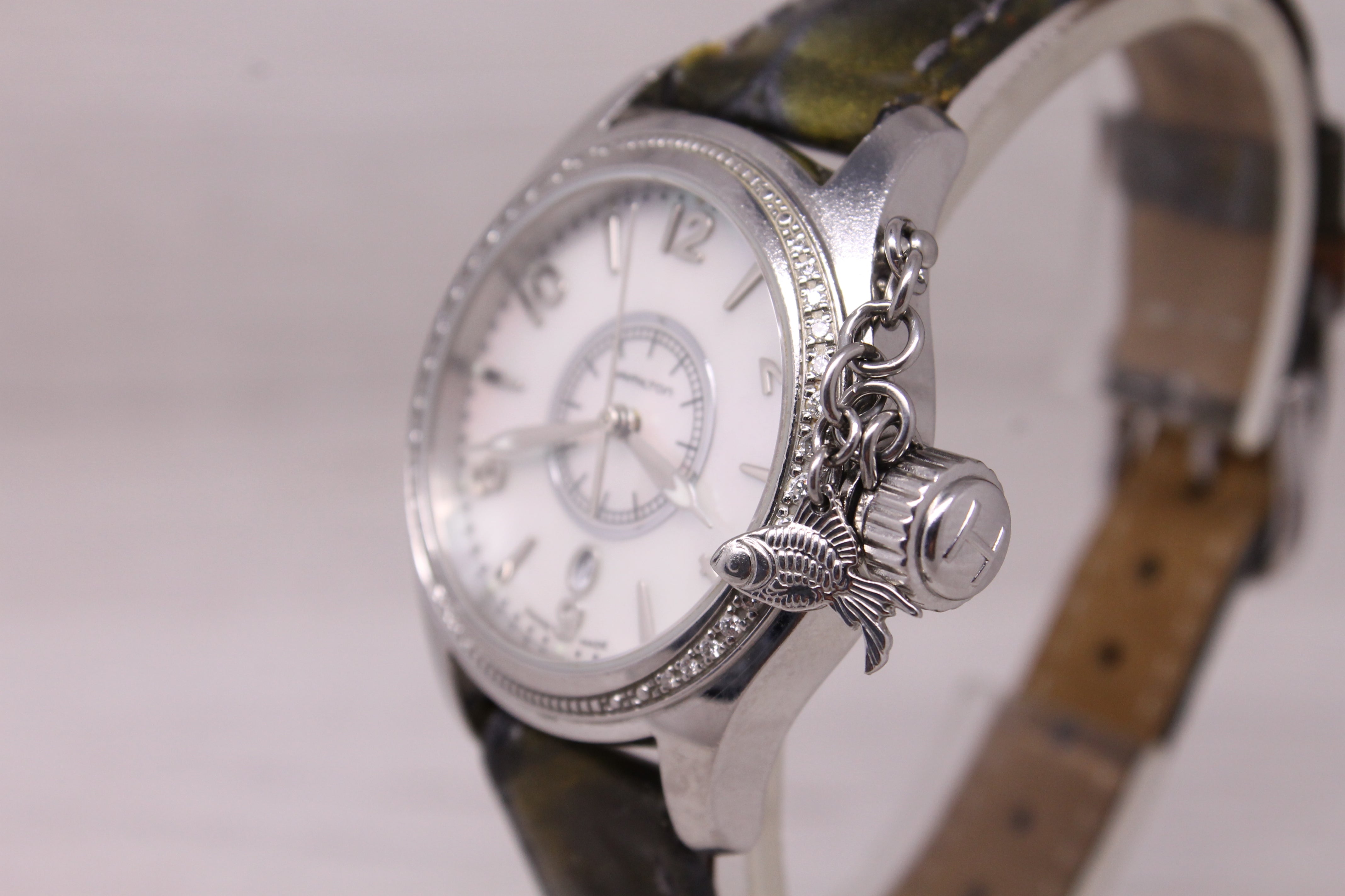 Hamilton Khaki Navy Seaqueen MOP 32mm Ladies Quartz Watch Swiss Date H77211115