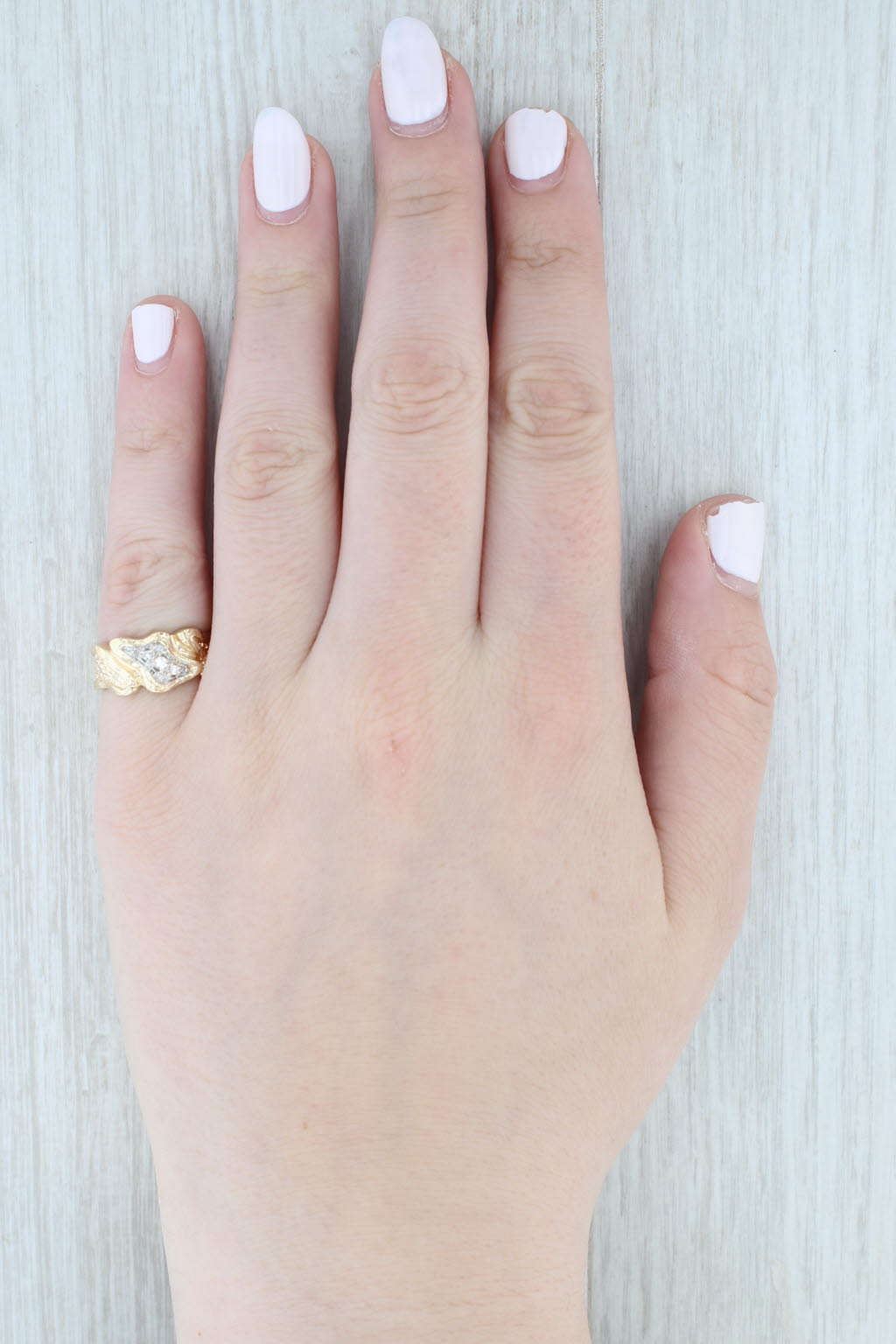 Light Gray Starfire Textured Diamond Bypass Ring 14k Yellow Gold Size 6.5