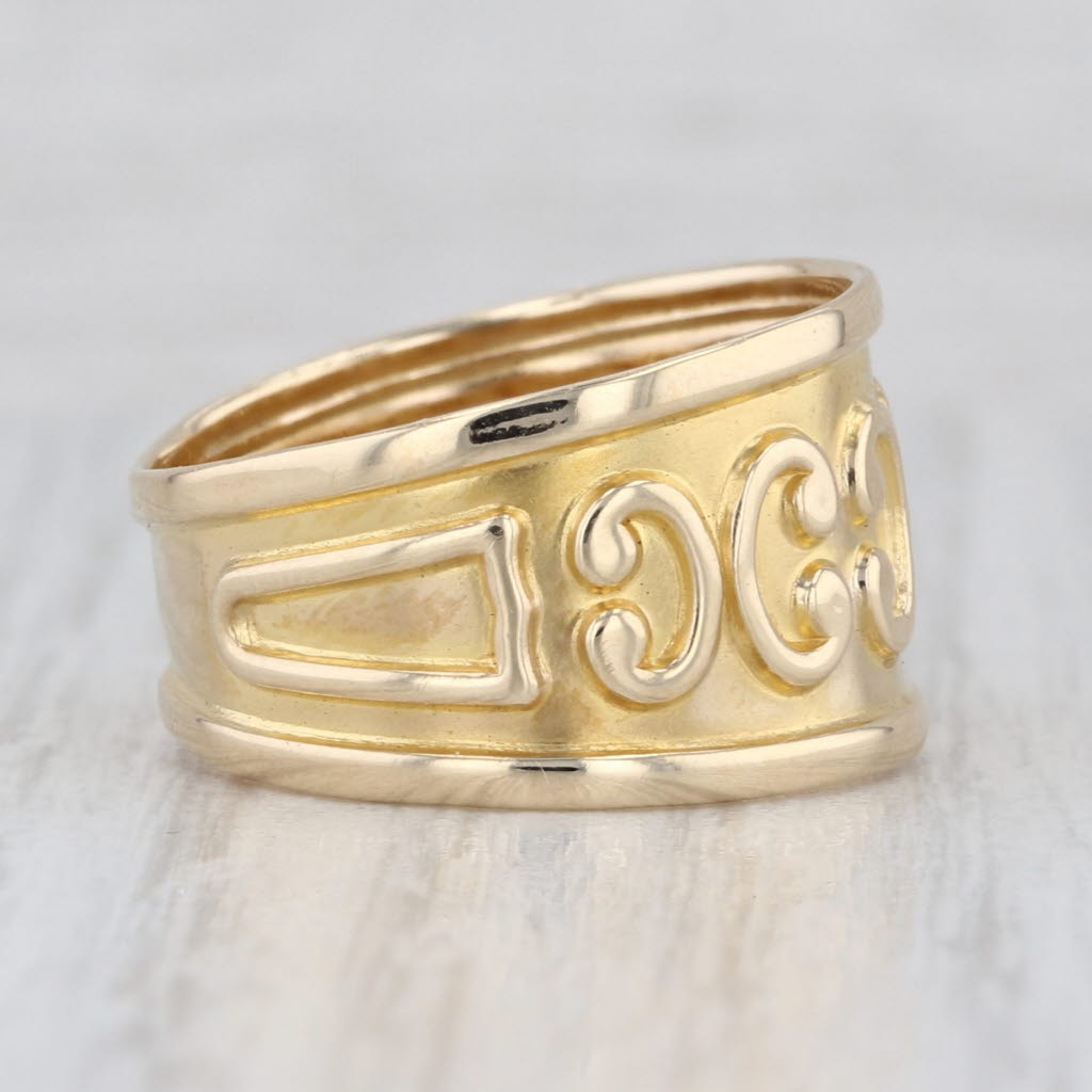 Vintage Patterned Tapering Band Ring 14k Yellow Gold Made in France