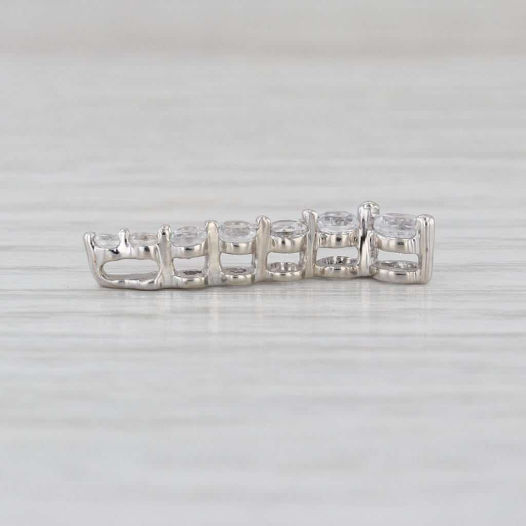 0.64ctw Graduated White Topaz Journey Pendant 10k White Gold