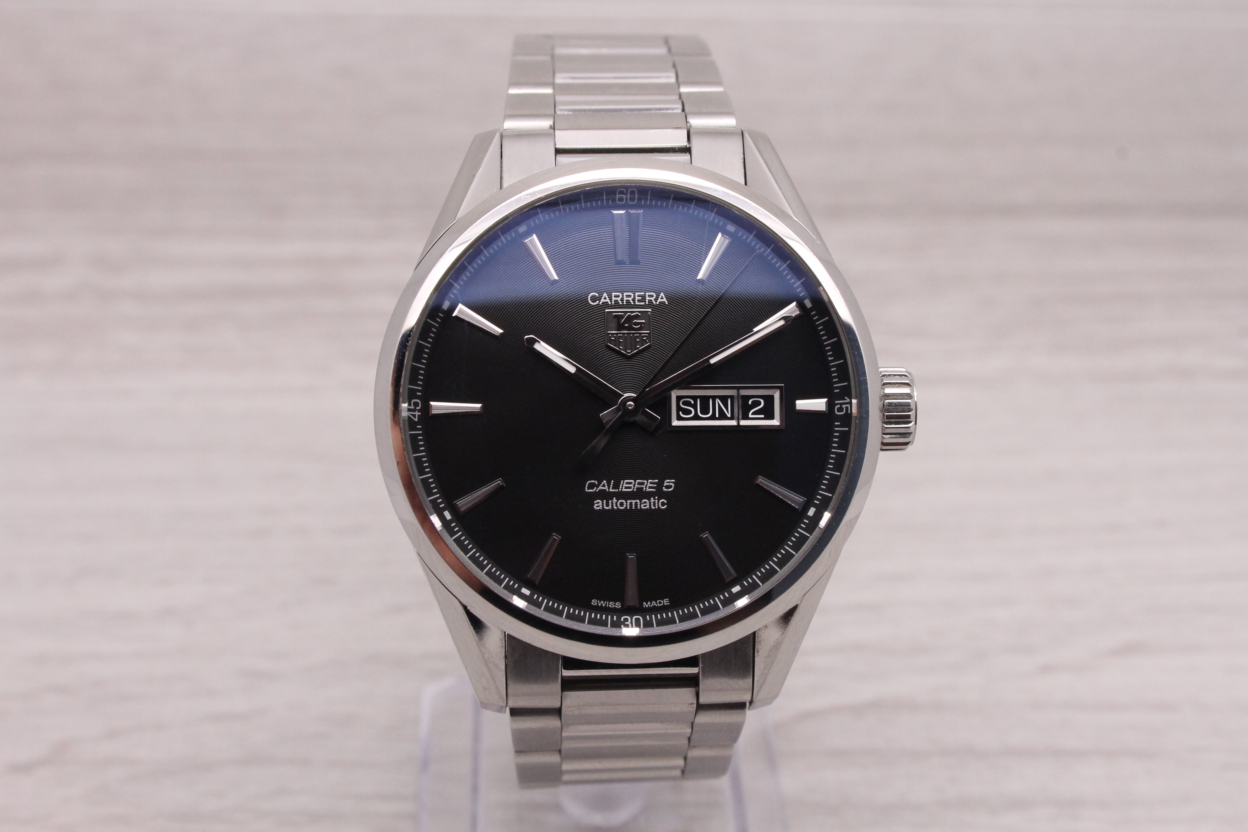 Gray Tag Heuer Carrera 41mm Steel Mens Automatic Watch Calibre 5 w Box Card Bracelet