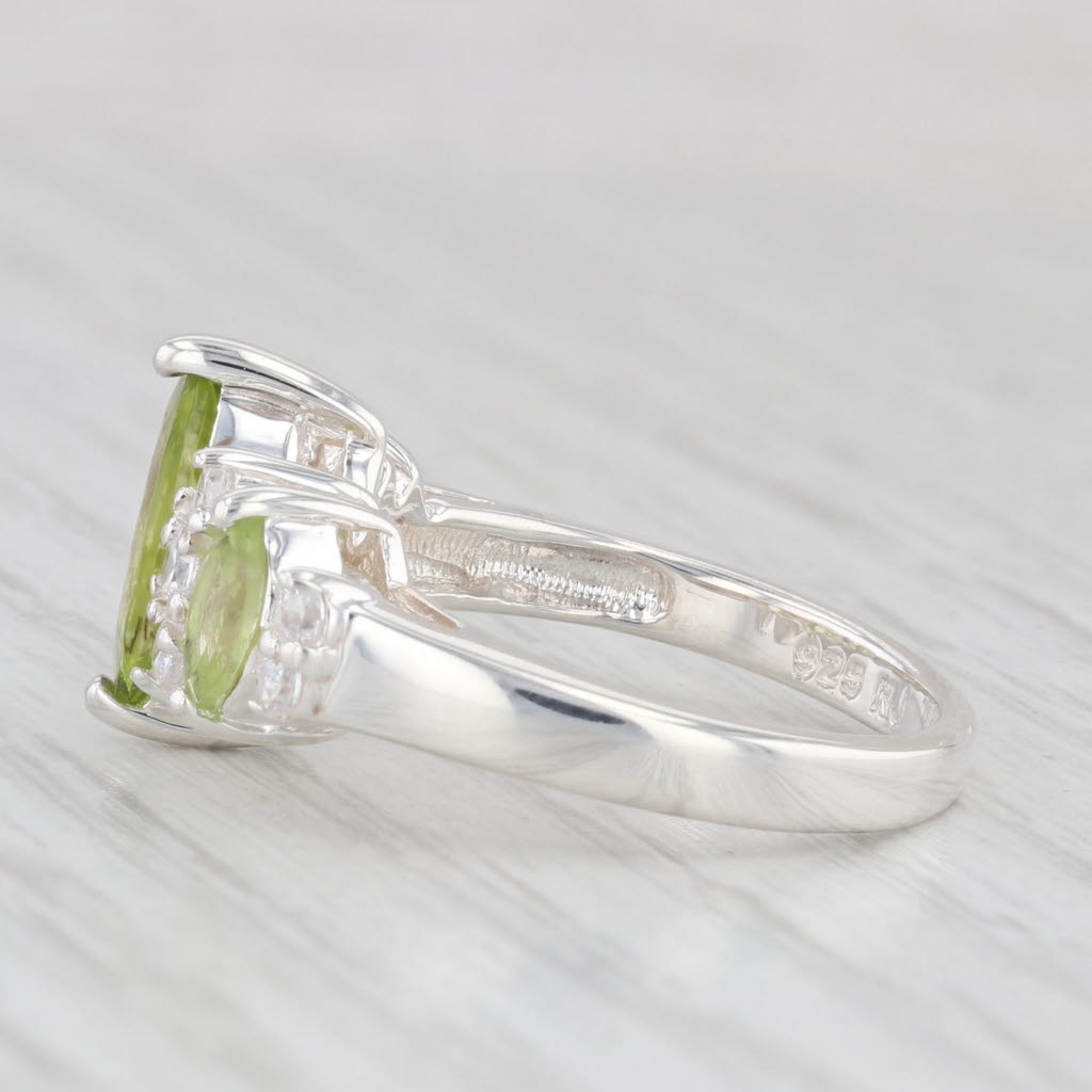 Light Gray 1.93ctw Marquise Peridot Cubic Zirconia Ring Sterling Silver Size 6