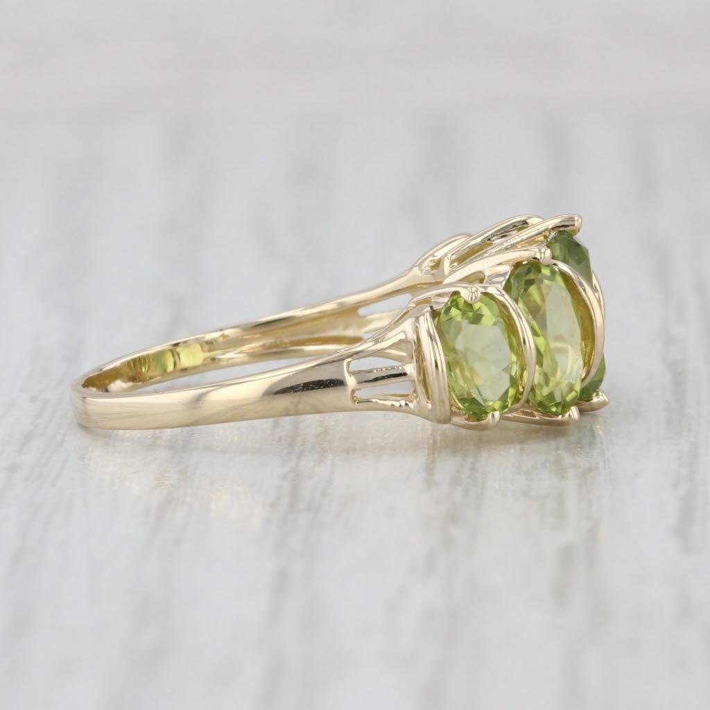 4.78ctw Peridot 5-Stone Ring 14k Yellow Gold Size 7.5