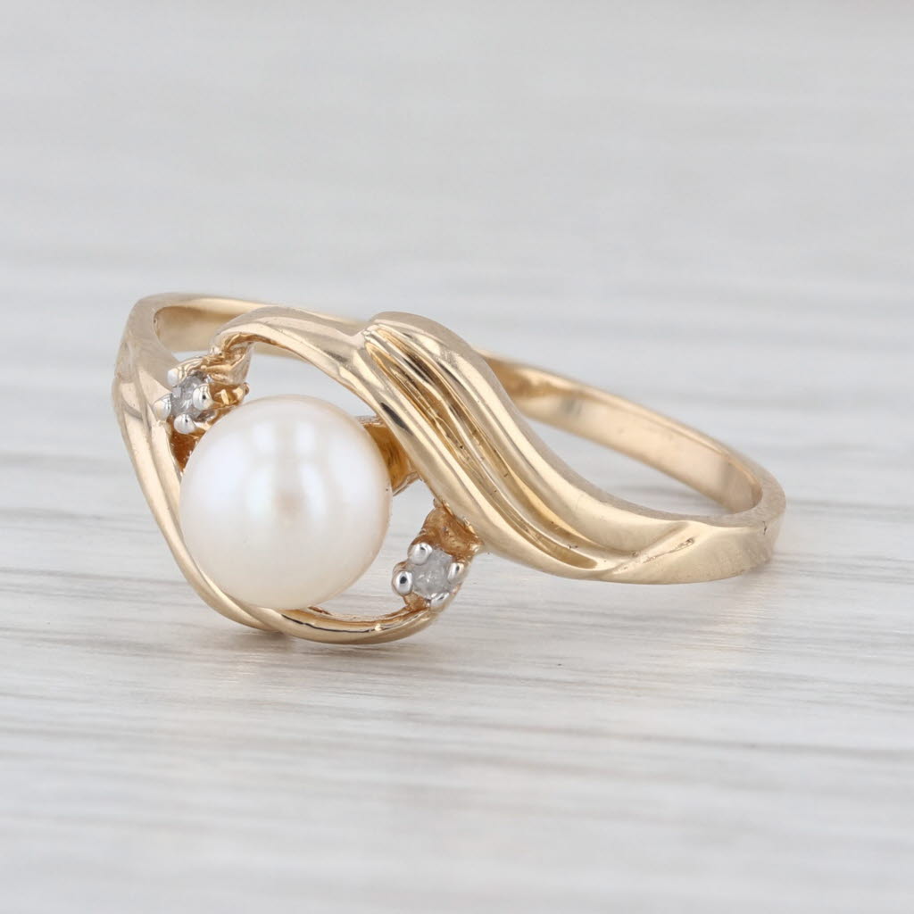Cultured Pearl Solitaire Ring 10k Yellow Gold Size 7.25 Diamond Accent