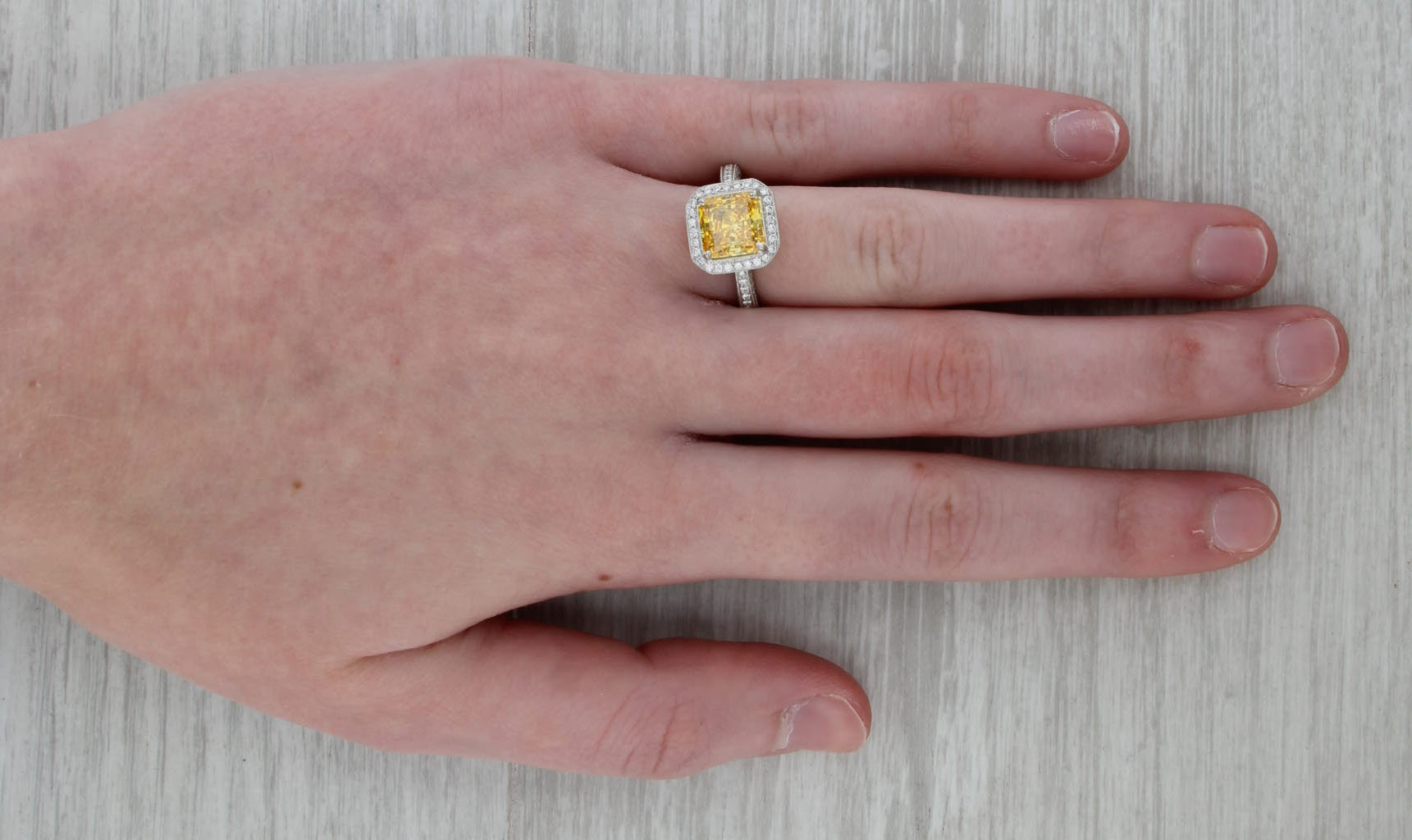 Simon G 5.42ctw Yellow Princess Cubic Zirconia Halo Ring 18k White Gold Size 5.5