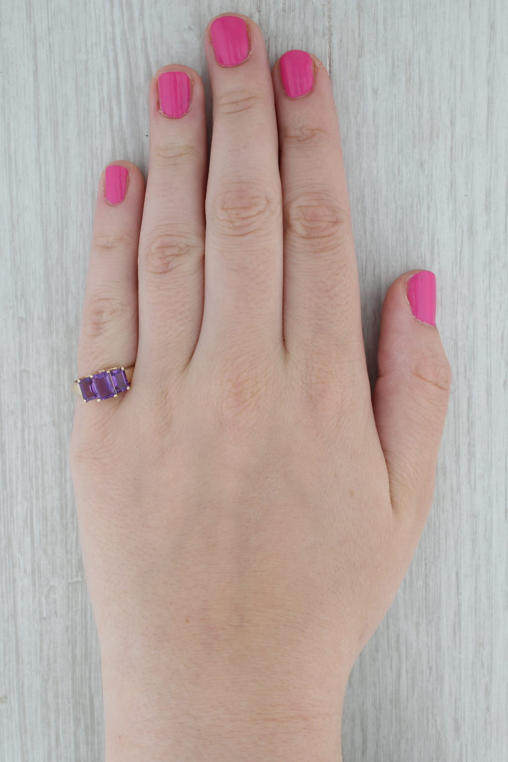 Dark Gray 1.88ctw 3-Stone Emerald Cut Amethyst Ring 10k Yellow Gold Size 7.5