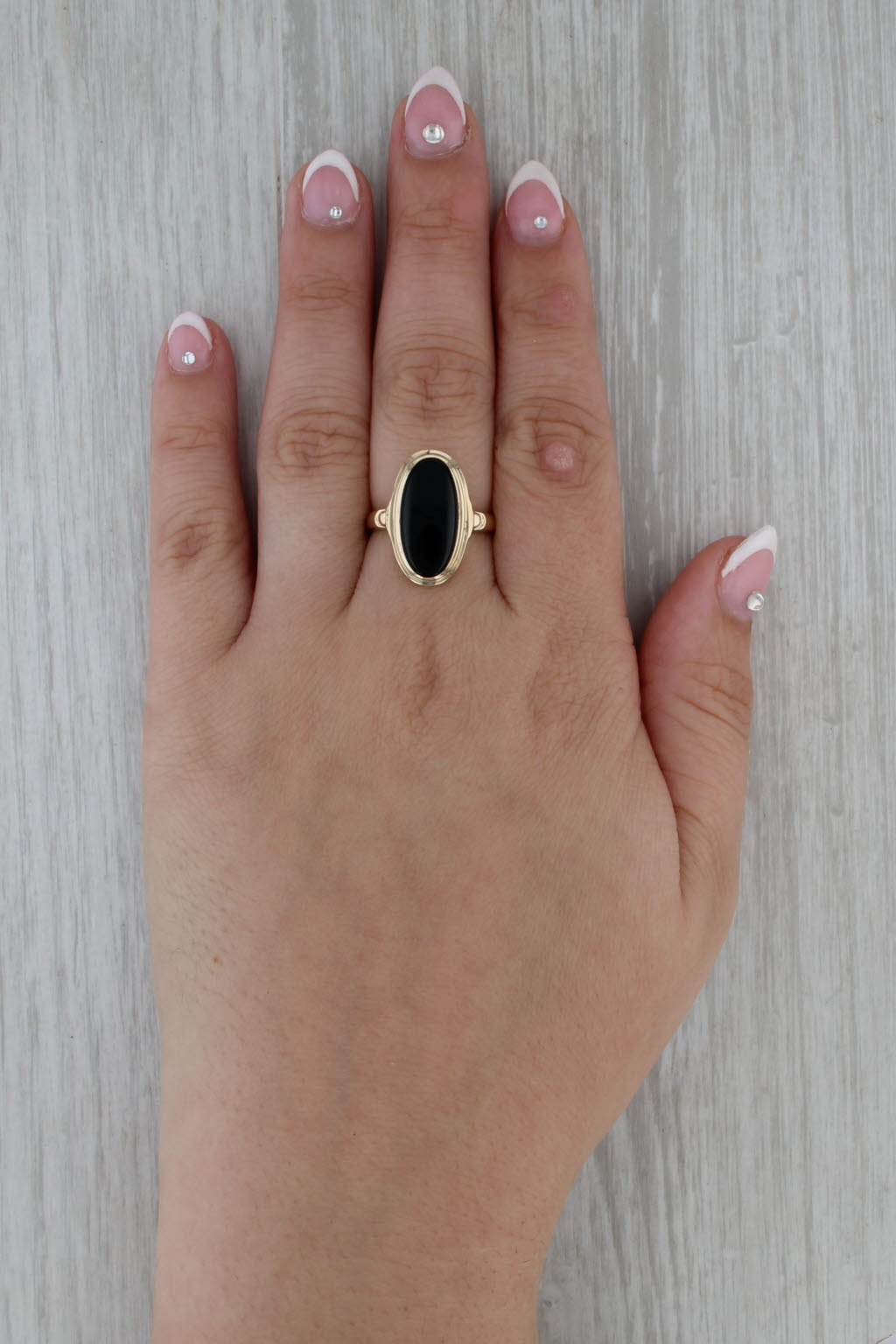 Onyx Oval Cabochon Solitaire Ring 14k Yellow Gold Size 8
