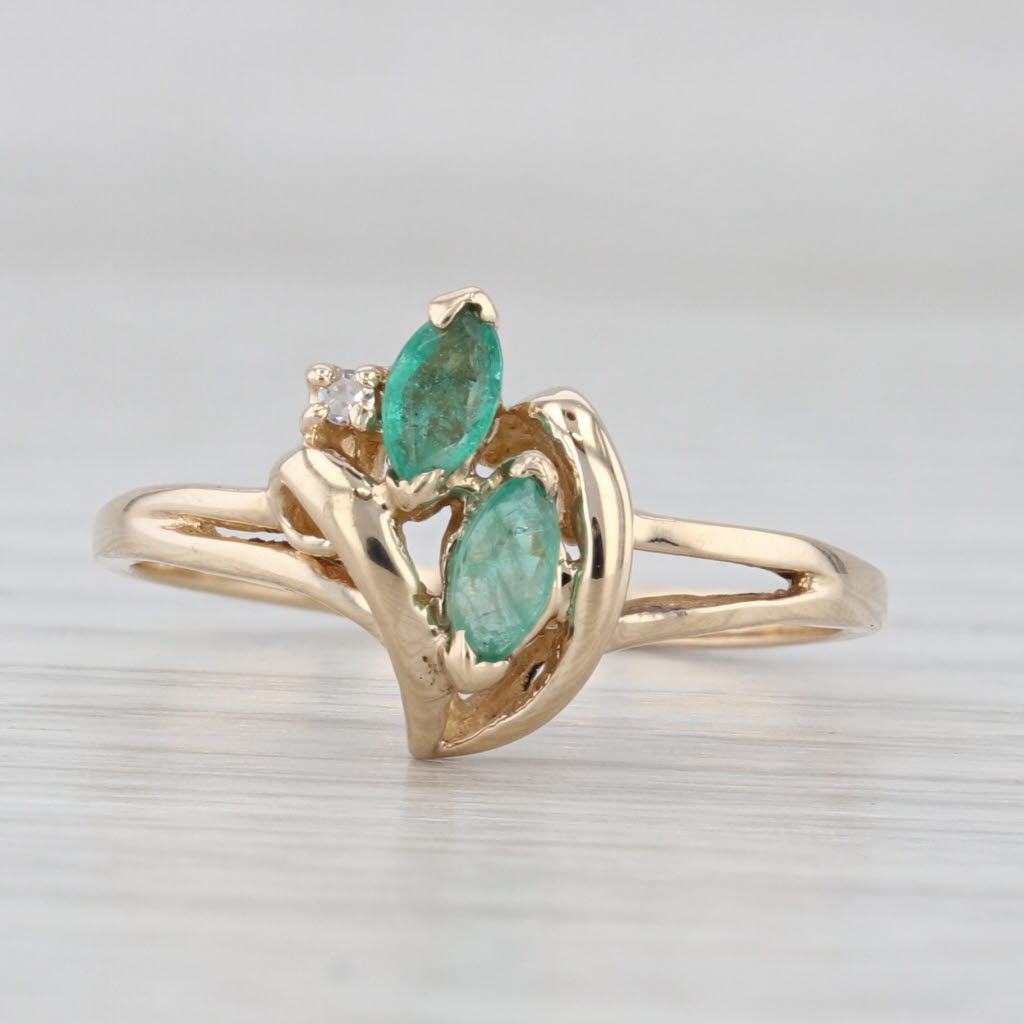 Light Gray 0.30ctw Green Beryl Emerald Diamond Ring 10k Yellow Gold Size 7