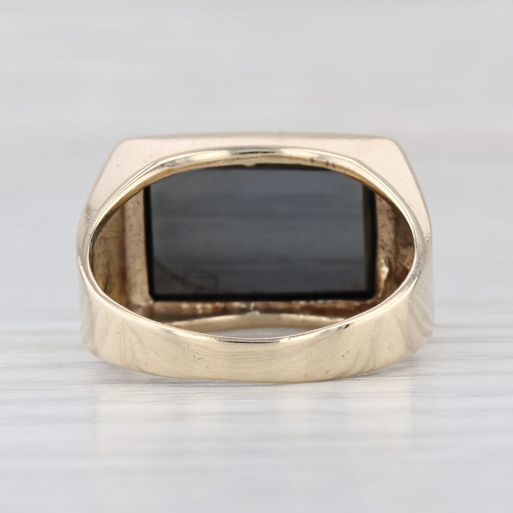 Vintage Hematite Carved Intaglio Ring 10k Yellow Gold Two Soldiers