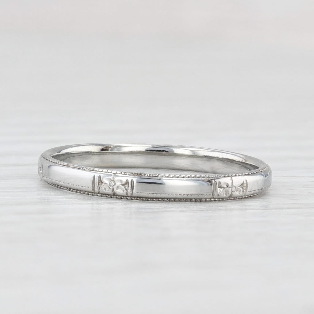 Light Gray Floral Pattern Wedding Band Stackable Ring 18k White Gold Size 6.5