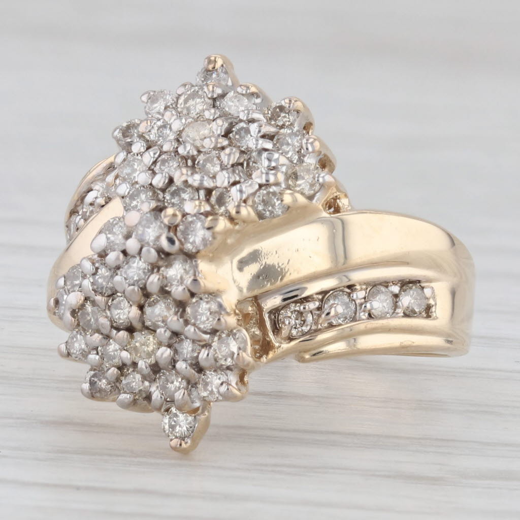 Light Gray 0.98ctw Diamond Cluster Bypass Ring 10k Yellow Gold Size 7 Cocktail