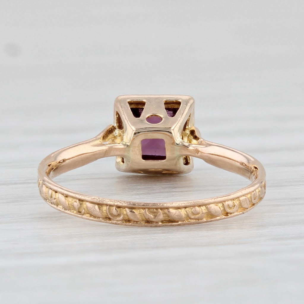 Light Gray Antique Molded Red Glass Garnet Simulant Ring 10k Yellow Gold Small Size 2