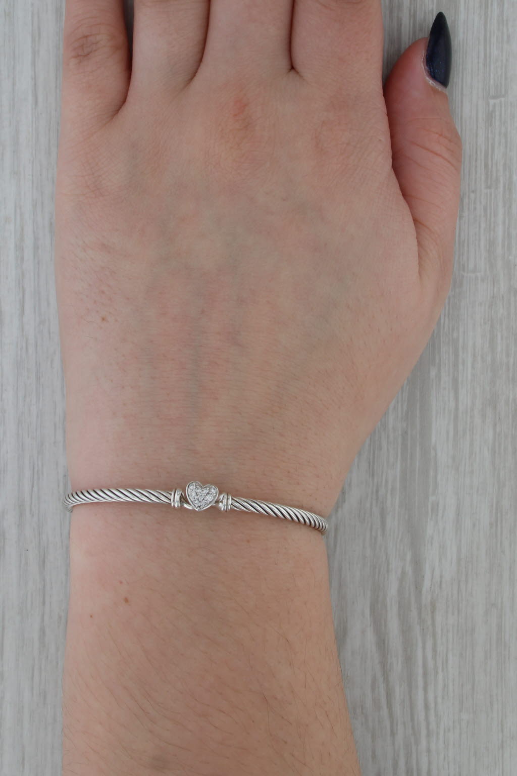 David Yurman Diamond Heart Classic Cable Bangle Bracelet Sterling Silver 6.25"