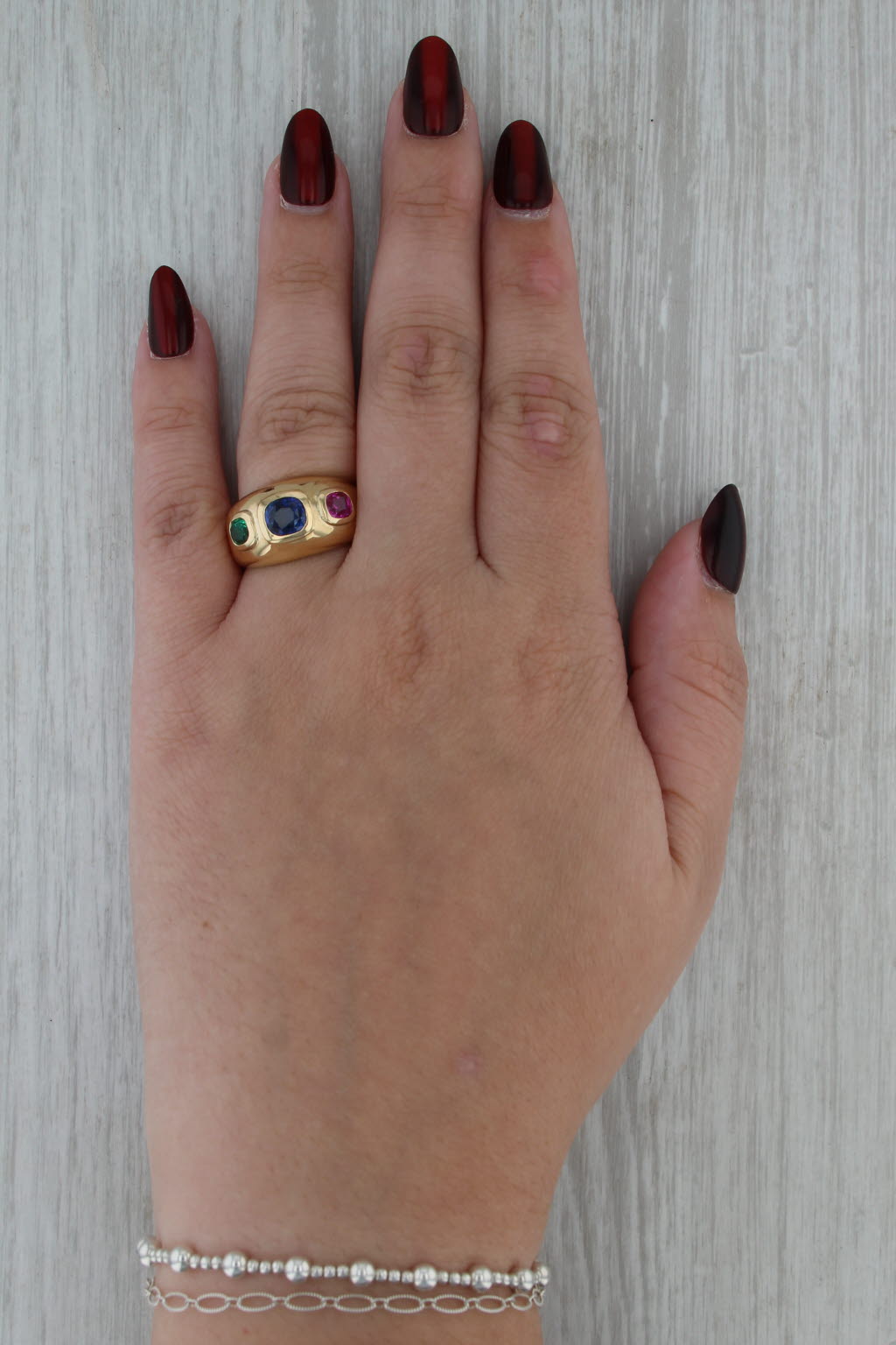 1.95ctw Sapphire Emerald Ruby Domed Ring 18k Yellow Gold Size 7.75
