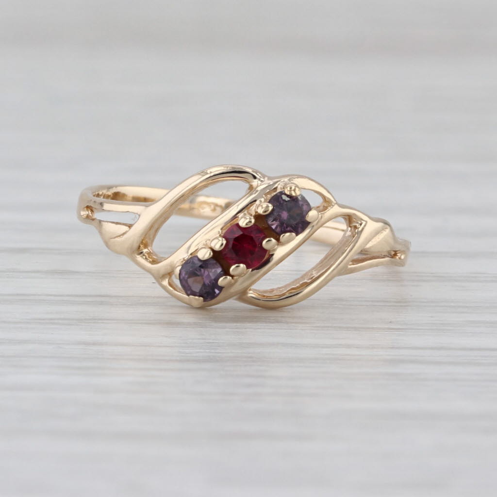 0.20ctw Lab Created Ruby Spinel Scalloped Ring 10k Yellow Gold Size 7.5