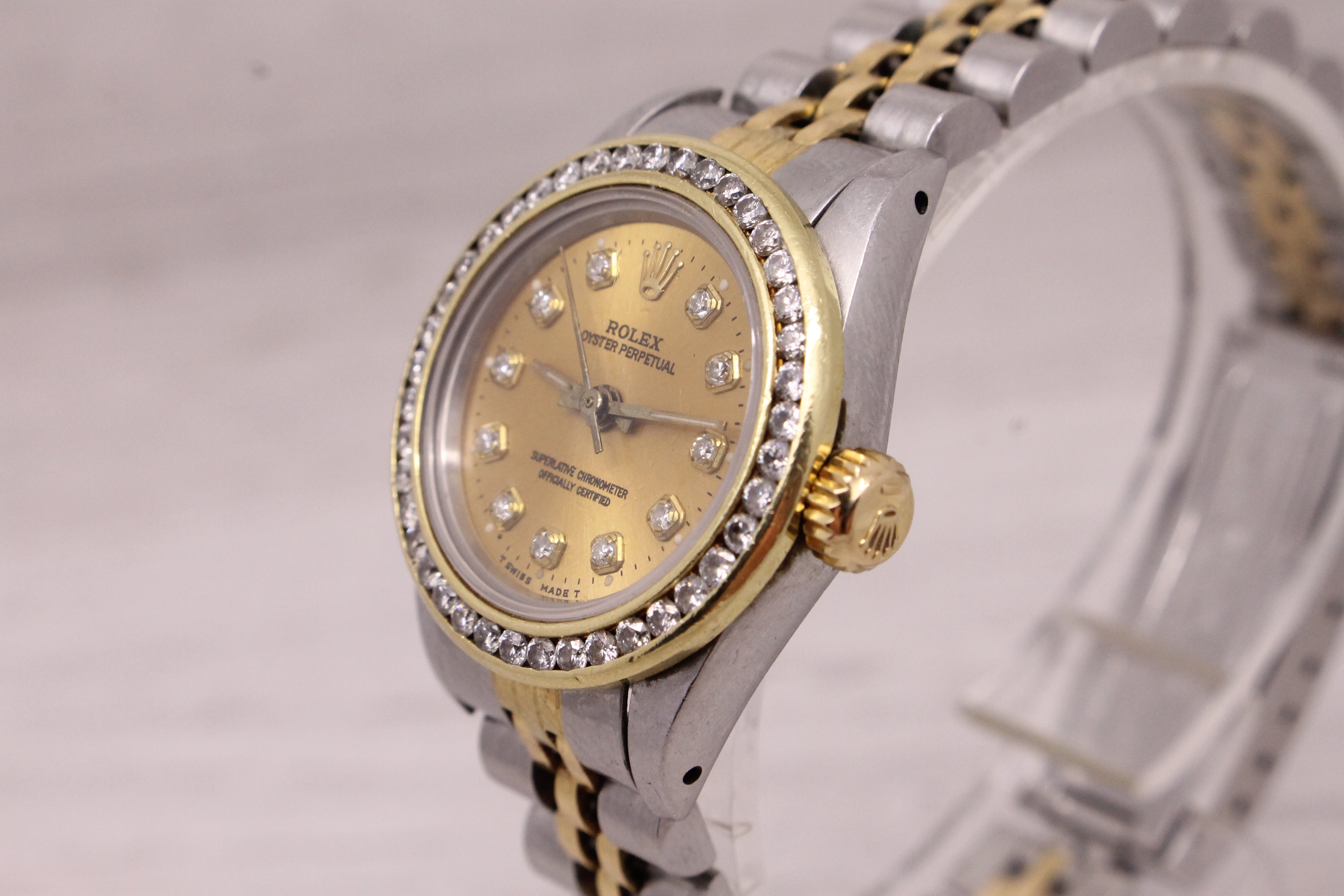 Vintage 1989 Rolex Oyster Perpetual Ladies 26mm Watch Custom Diamond Bezel Dial