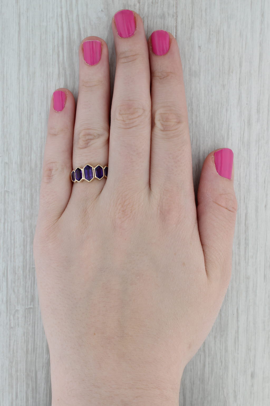 Dark Gray 1.50ctw Amethyst Ring 14k Yellow Gold Size 7.5 Tapering Hexagonal 5 Stone