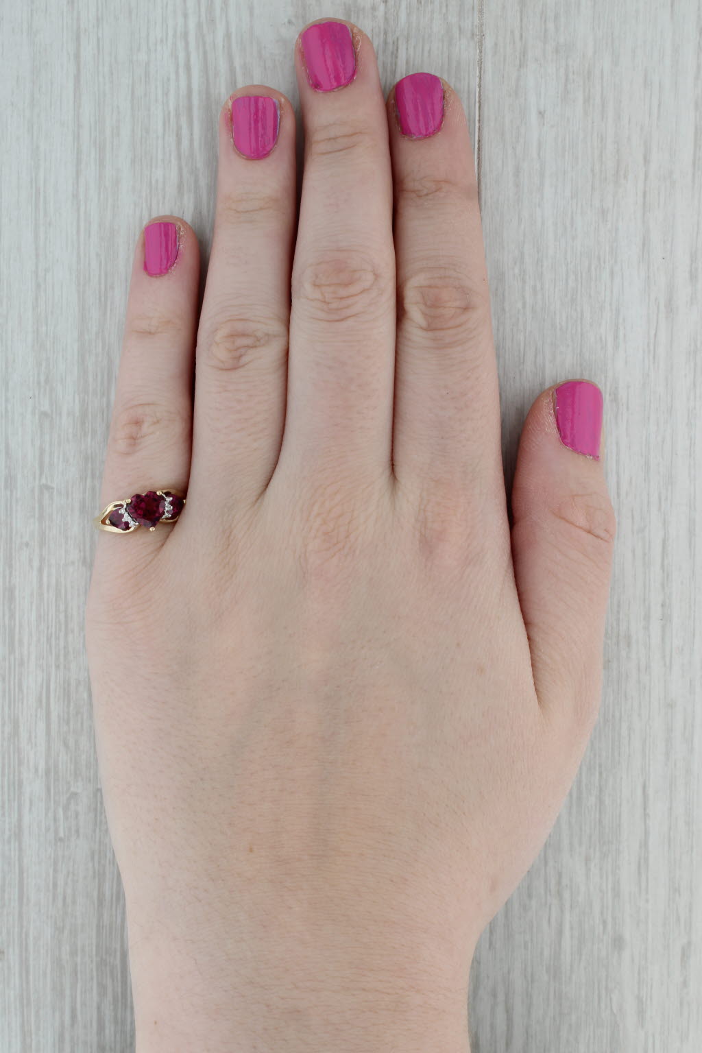 Dark Gray 2ctw Garnet Hearts Ring 14k Yellow Gold Size 7 Diamond Accents