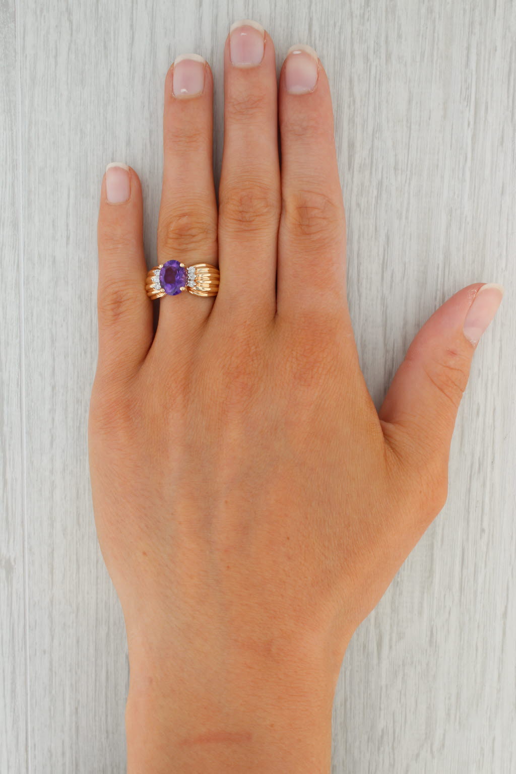 Tan 2.49ctw Oval Amethyst Diamond Ring 14k Yellow Gold Size 7