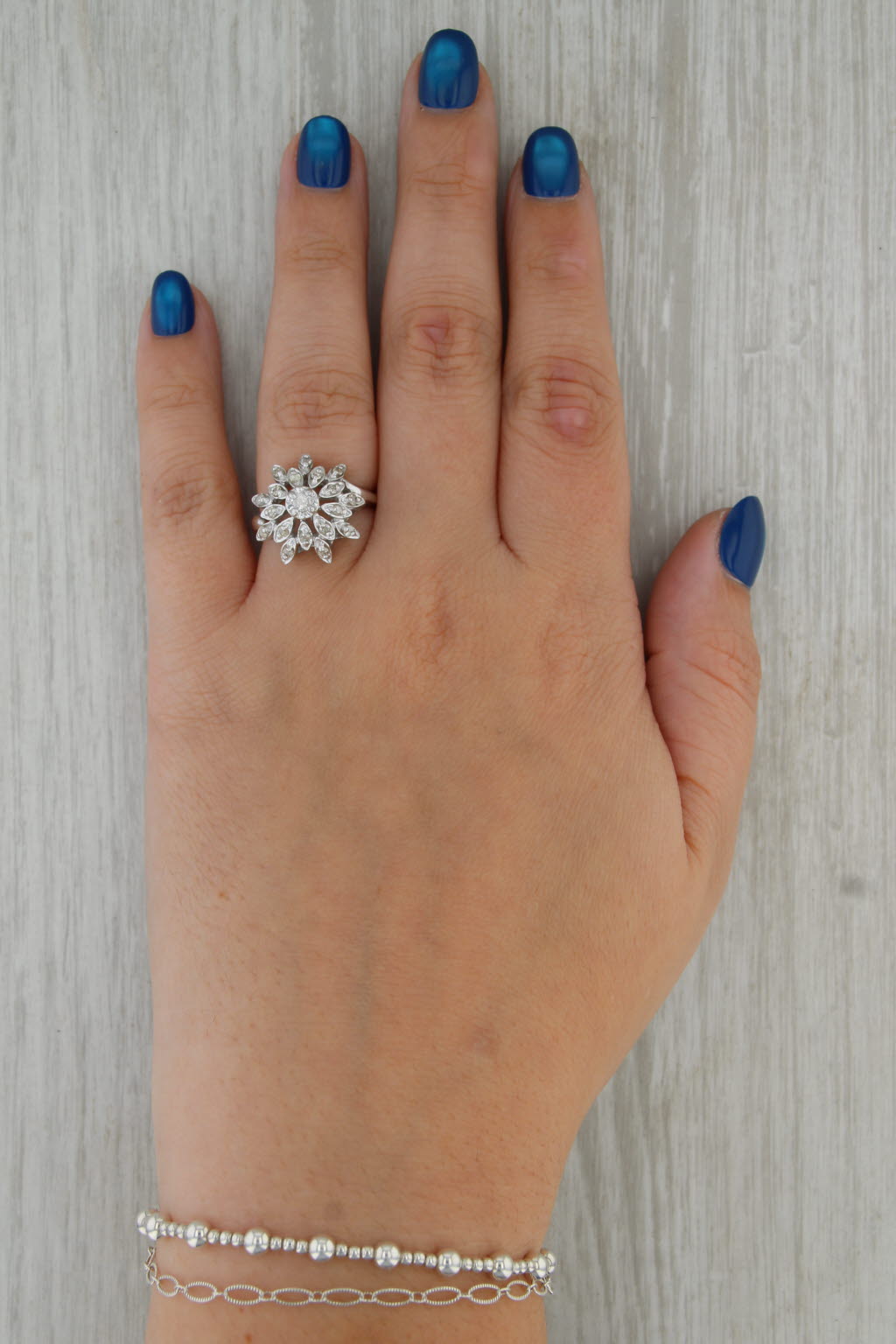 Vintage 0.29ctw Diamond Flower Cluster Ring 14k White Gold Size 6.5