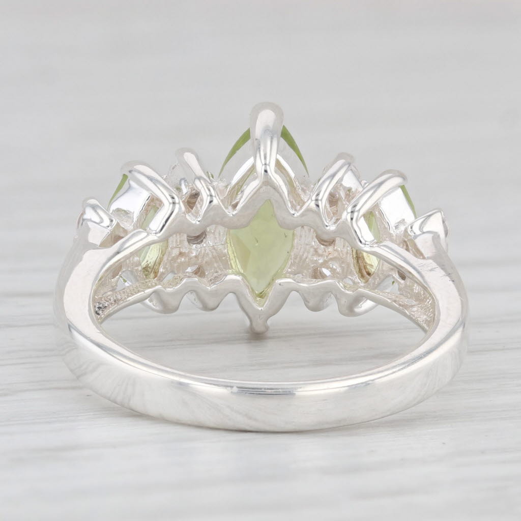 Light Gray 1.93ctw Marquise Peridot Cubic Zirconia Ring Sterling Silver Size 6