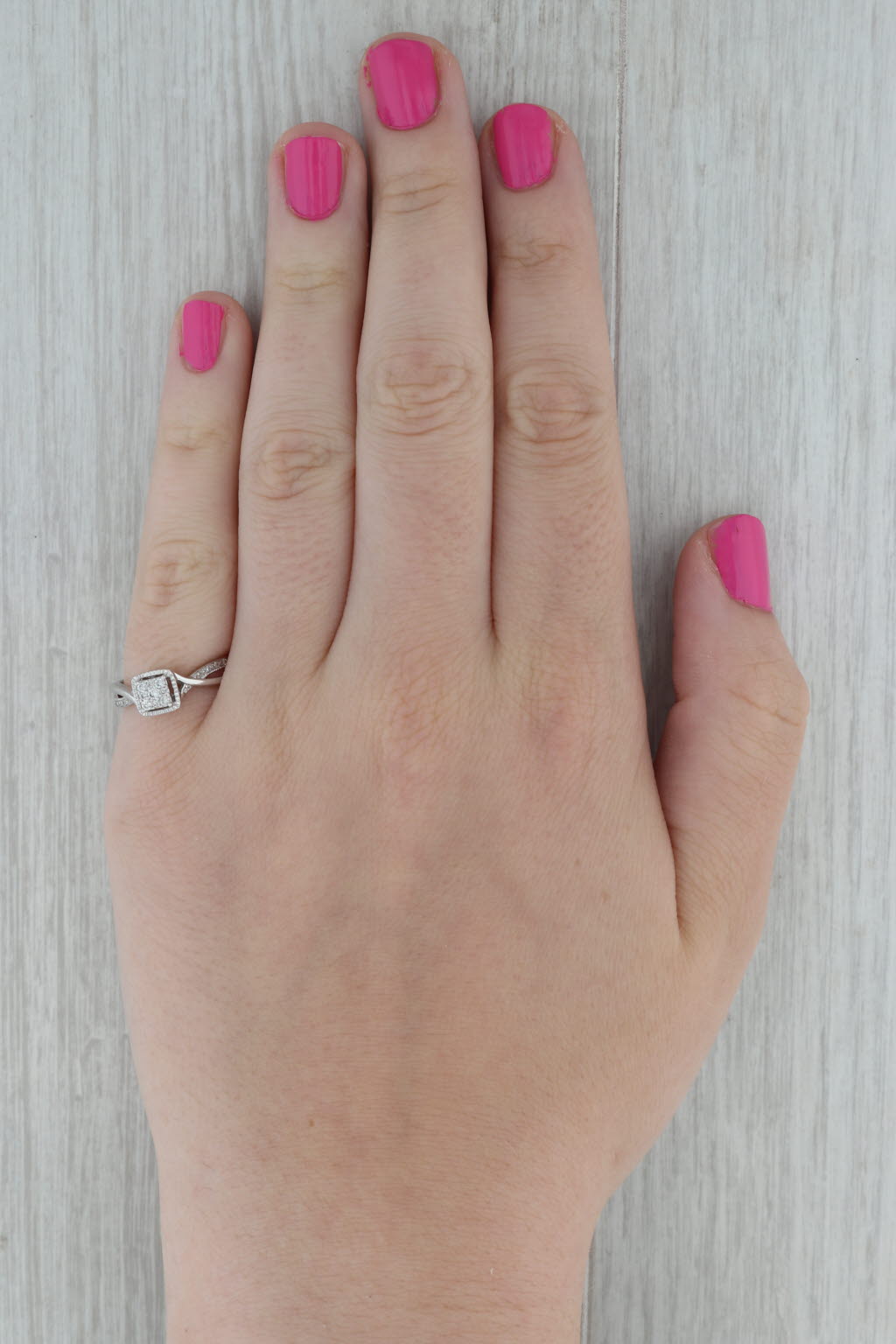 Dark Gray 0.15ctw Diamond Halo Engagement Ring 10k White Gold Size 6.5