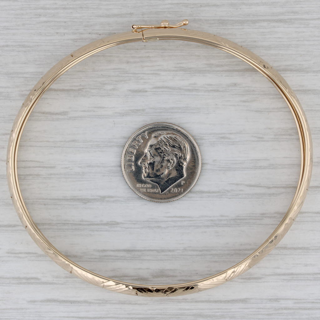 Gray Etched Pattern Bangle Bracelet 14k Yellow Gold 7.25" 8.5mm