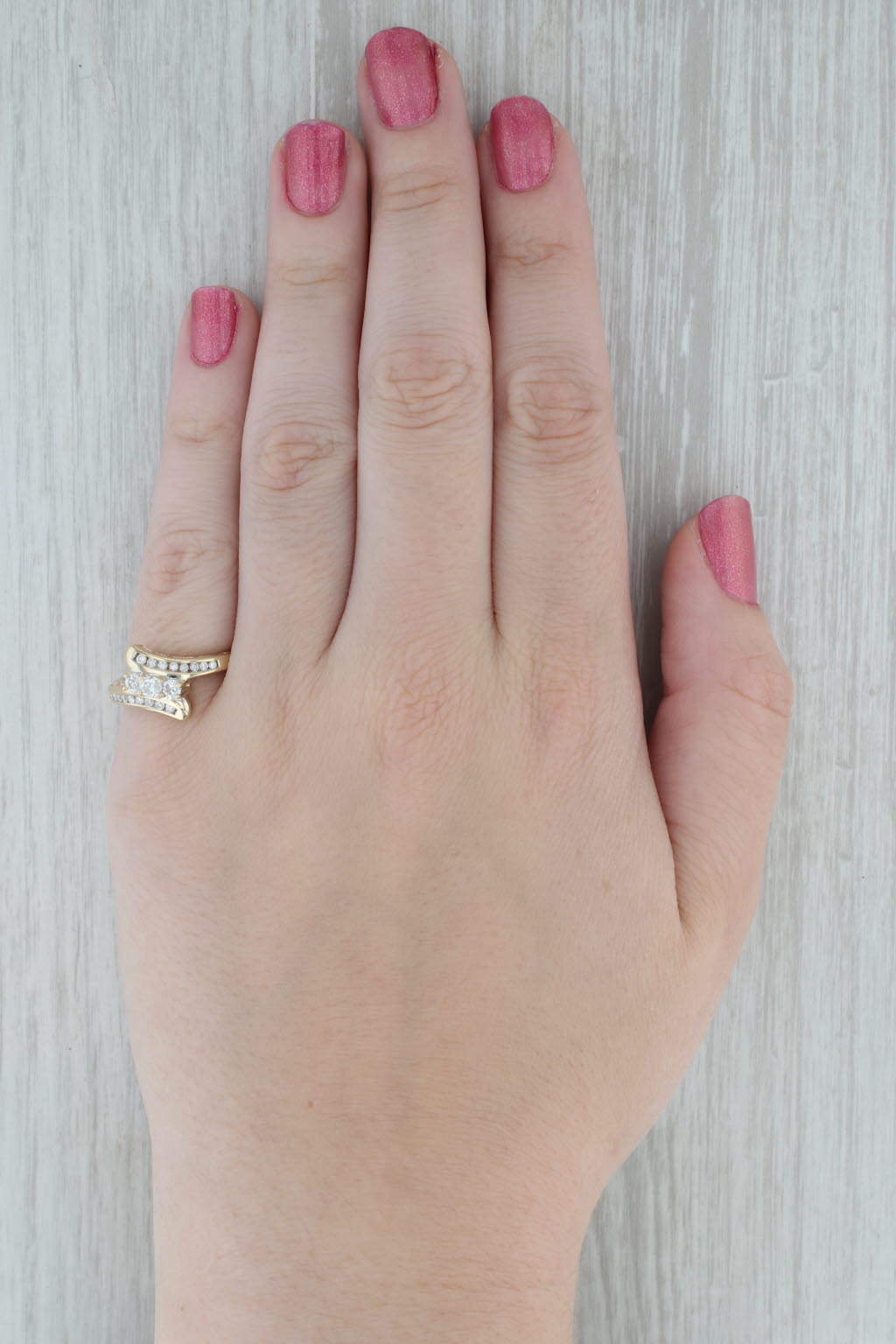 Dark Gray 0.50ctw Diamond 3-Stone Bypass Ring 14k Yellow Gold Size 7