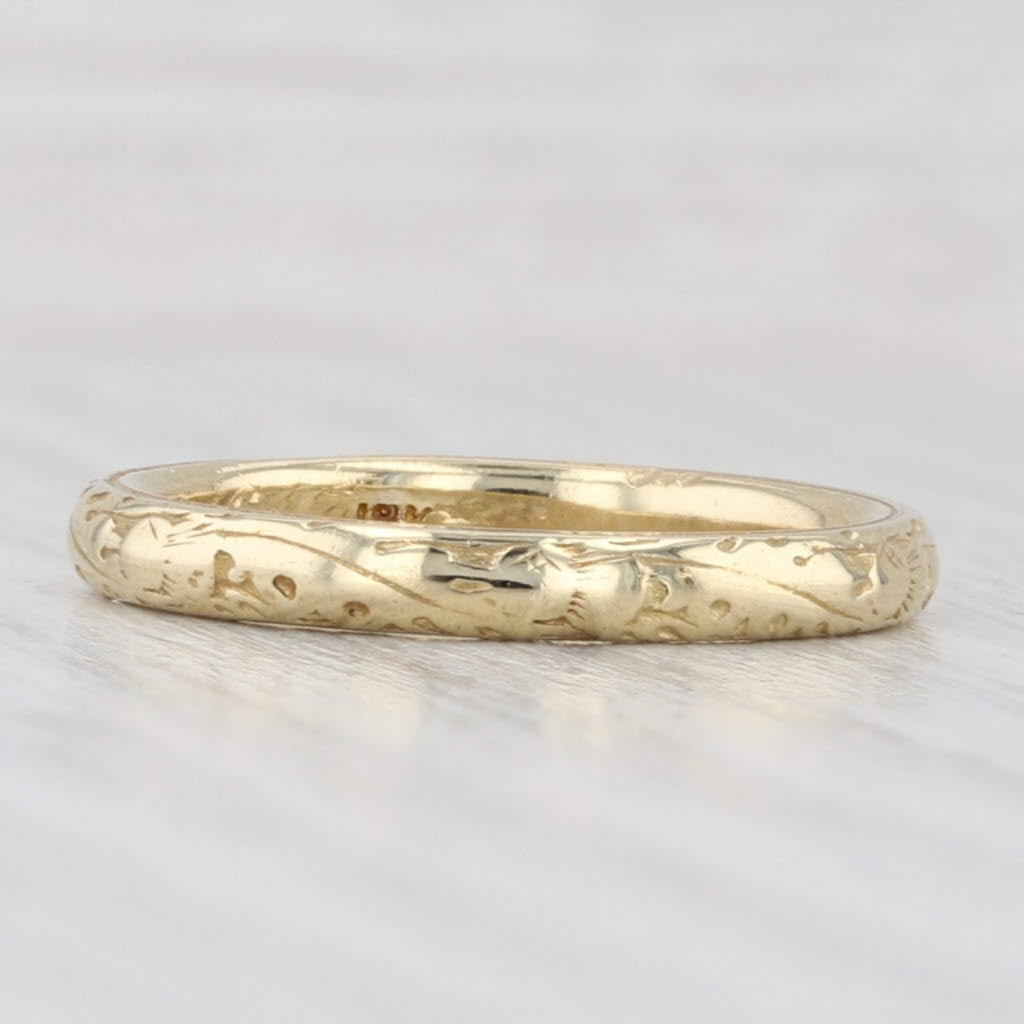 Light Gray Antique Floral Etched Wedding Band Stackable Ring Size 6 18k Yellow Gold