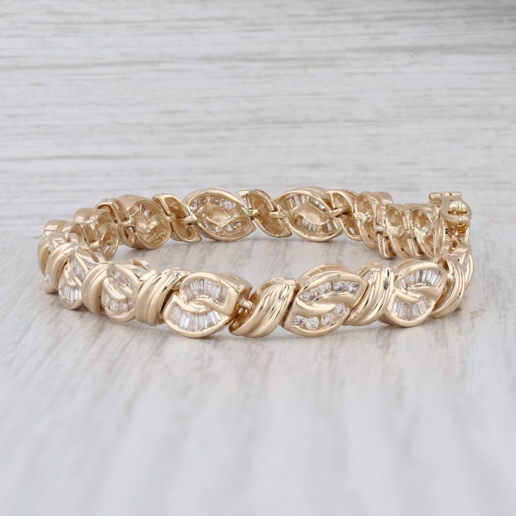 2.02ctw Diamond Knot Bracelet 14k Yellow Gold 7" 6.8mm