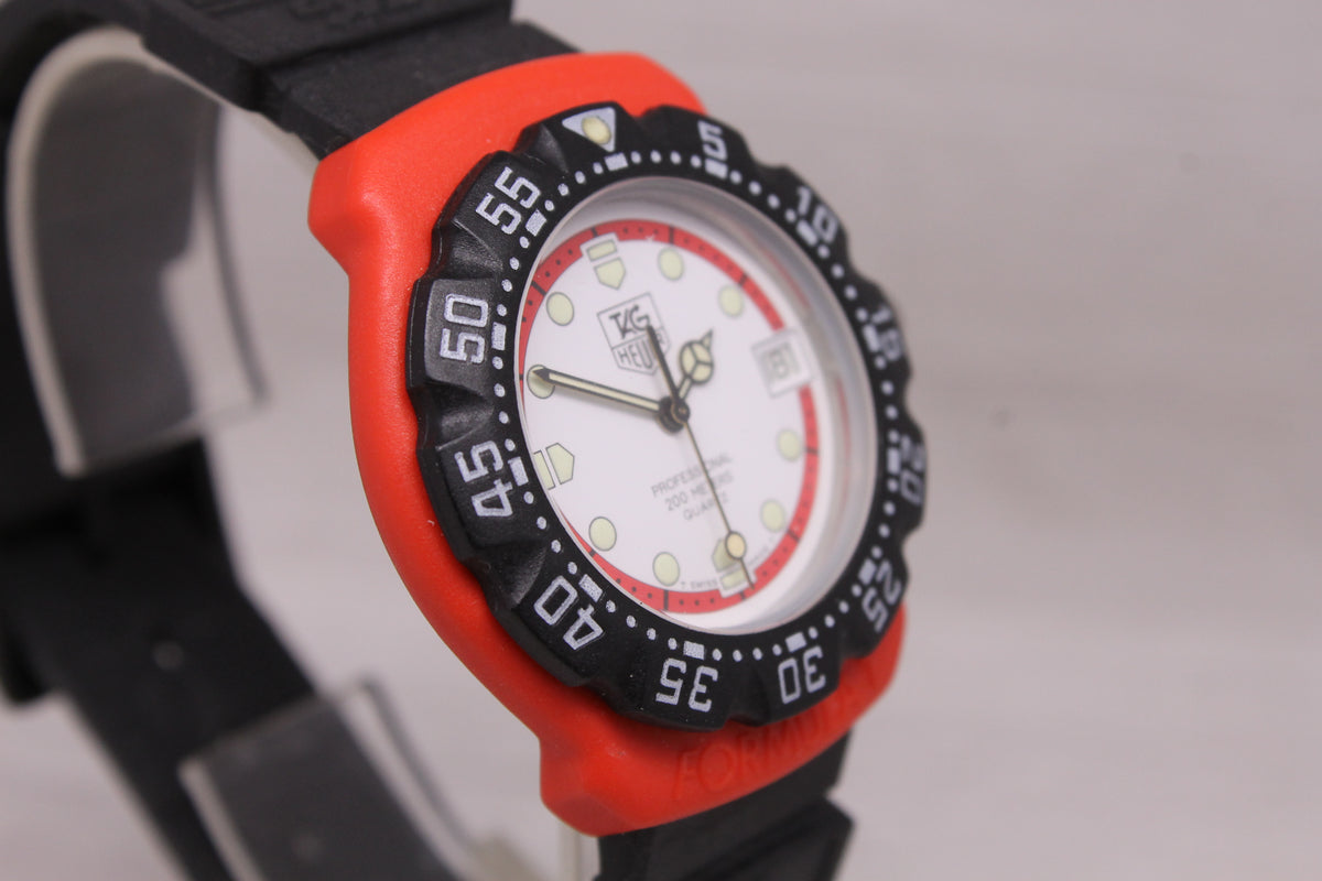 Tag Heuer Formula 1 Professional 200m 35mm Quartz Watch 385.513/1 Swiss Date