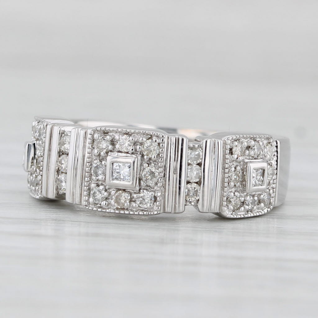 Light Gray 0.48ctw Diamond Halos Ring 14k White Gold Size 6.75