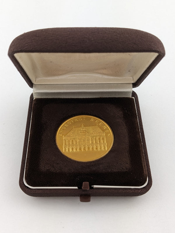 Black Becks Beer Gold Coin w/ Box Hansestadt Bremen 14k Souvenir Keesake