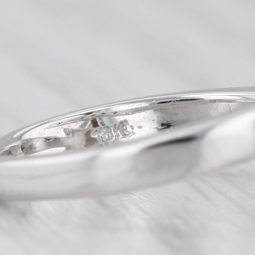 Light Gray 0.18ctw Shooting Star Bypass Ring 18k White Gold Size 6