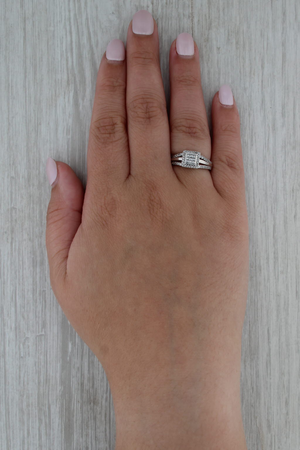 0.39ctw Diamond Halo Engagement Ring 10k White Gold Size 7