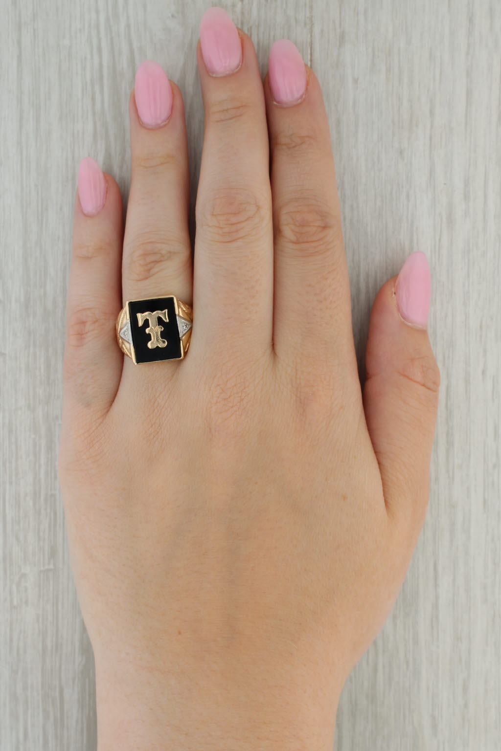Rosy Brown Letter Initial T Onyx Diamond Signet Ring 10k Yellow Gold Ornate Men's Size 9.75