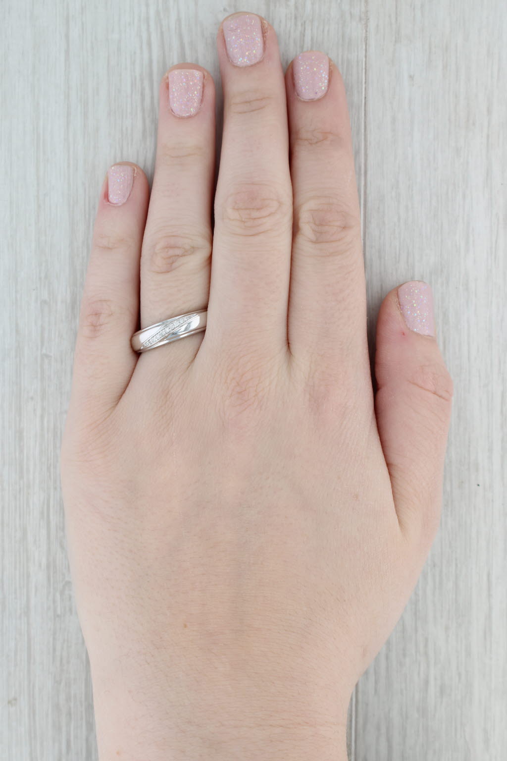 Gray Diamond Accented Men's Wedding Band 14k White Gold Size 9.75 Ring
