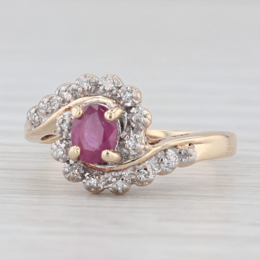 Light Gray 0.55ctw Ruby Diamond Swirl Ring 10k Yellow Gold Size 5.25 Bypass