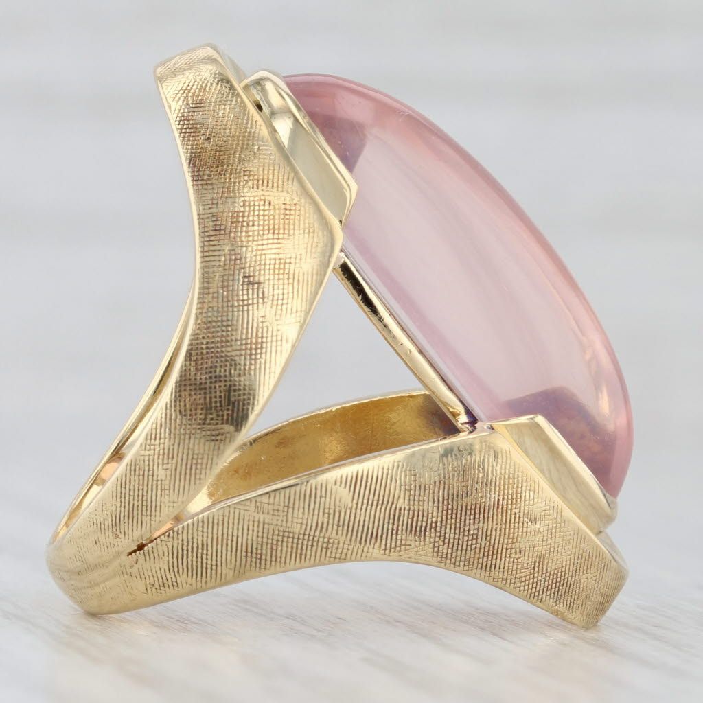 Light Gray Vintage Pink Rose Quartz Oval Cabochon Ring 18k Yellow Gold Size 6.75